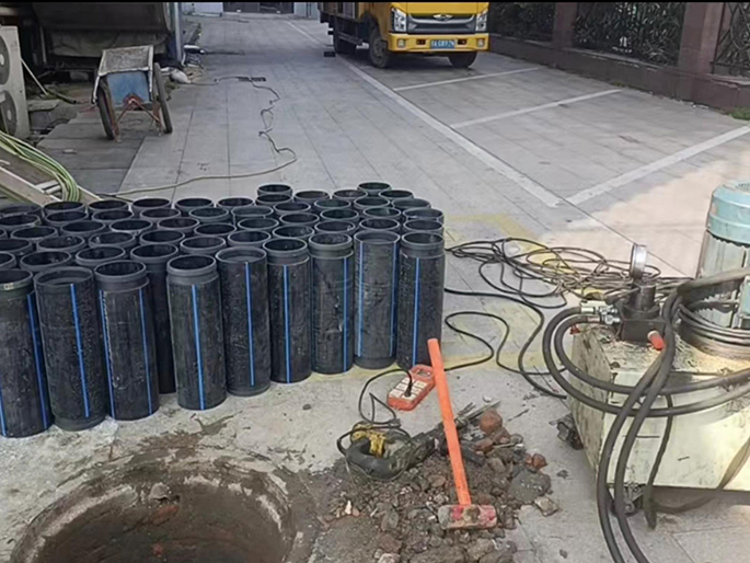 合作PE置换管厂家 DN315置换管 非开挖管短管置换